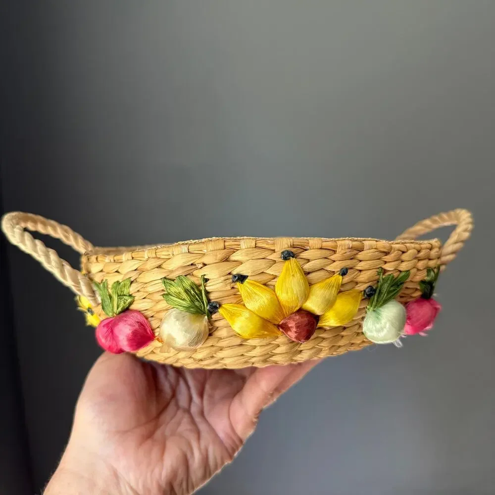 Vintage Handwoven Raffia Straw Basket Fruit Vegetable Boho Cottage Decor